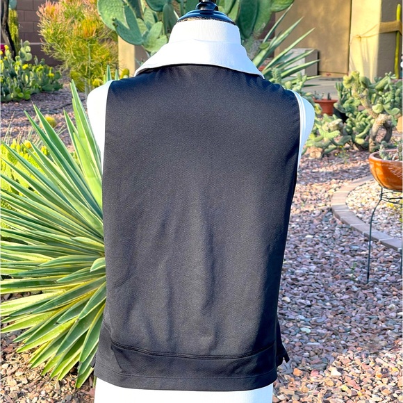 NIKE ATHLETIC TOP - Picture 2 of 3